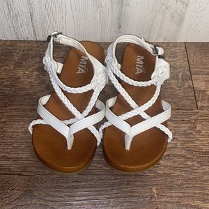 MIA girl white sandals size 12